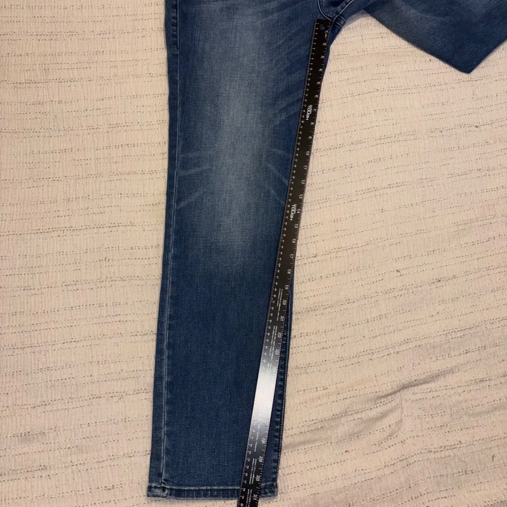 True Religion Tony Skinny Mens Jeans Size 40 Blue Denim Medium Wash 626-1110
